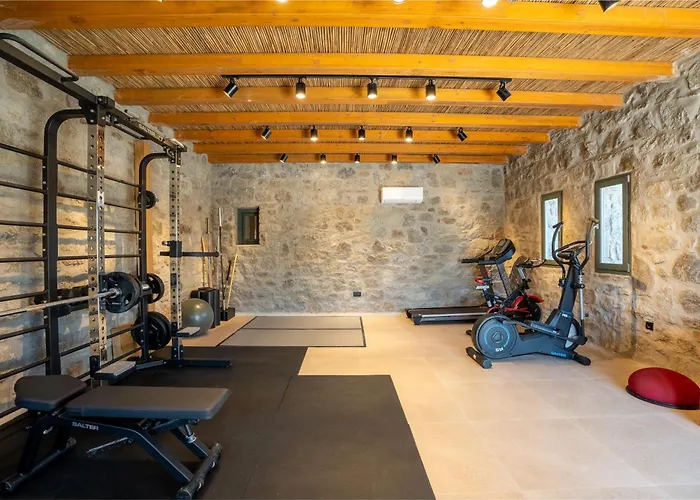 Regency Sunset Apartment